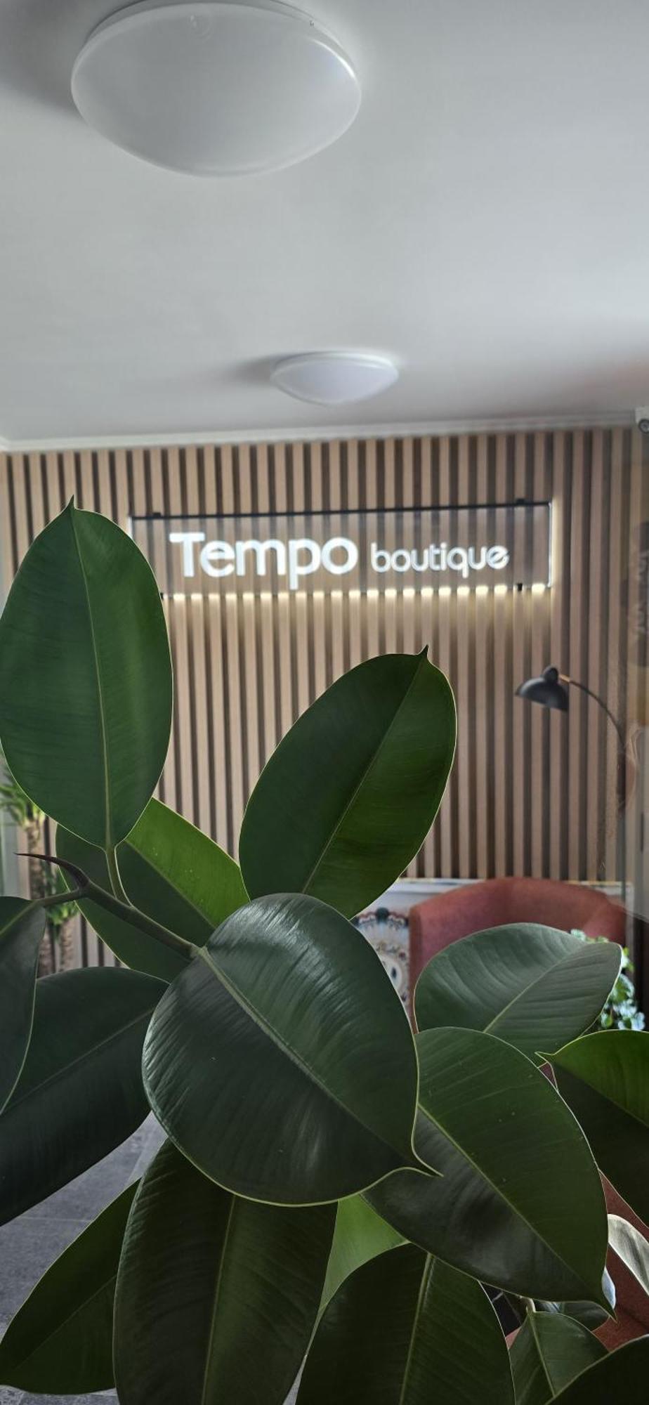 Tempo Boutique Hotel Buzau Exterior photo